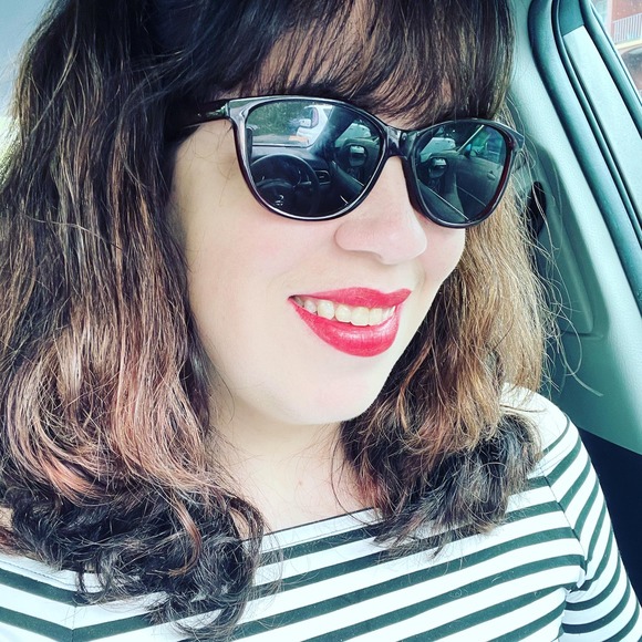 Meet your Posher, Kathleen - Picture 1 of 1